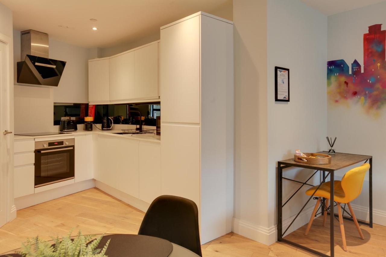 New London Life Executive Apartments Chelmsford Bagian luar foto