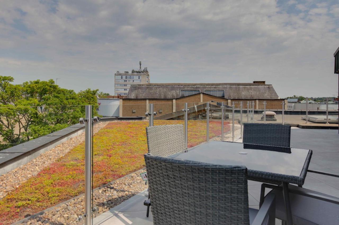 New London Life Executive Apartments Chelmsford Bagian luar foto