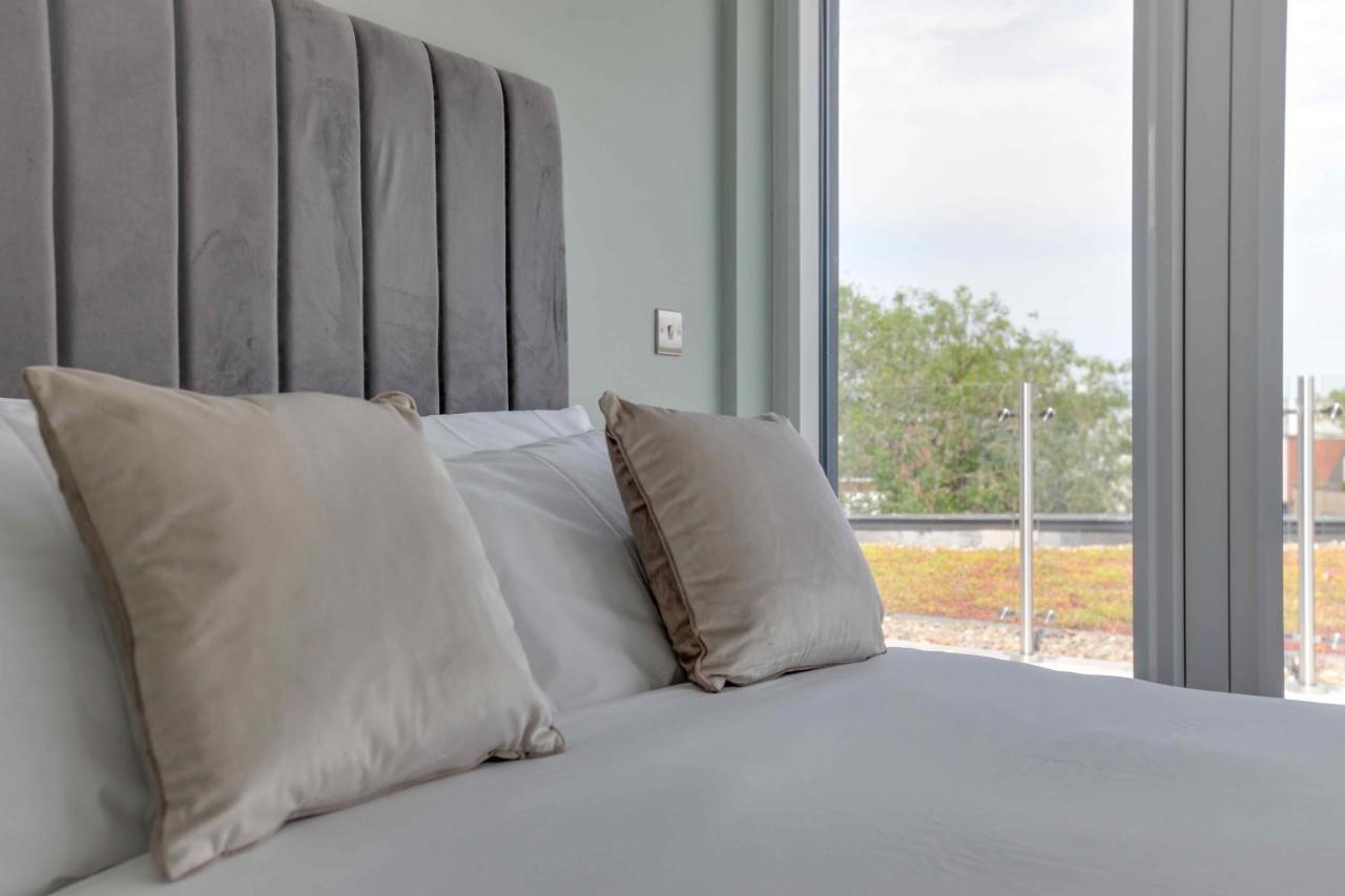 New London Life Executive Apartments Chelmsford Bagian luar foto