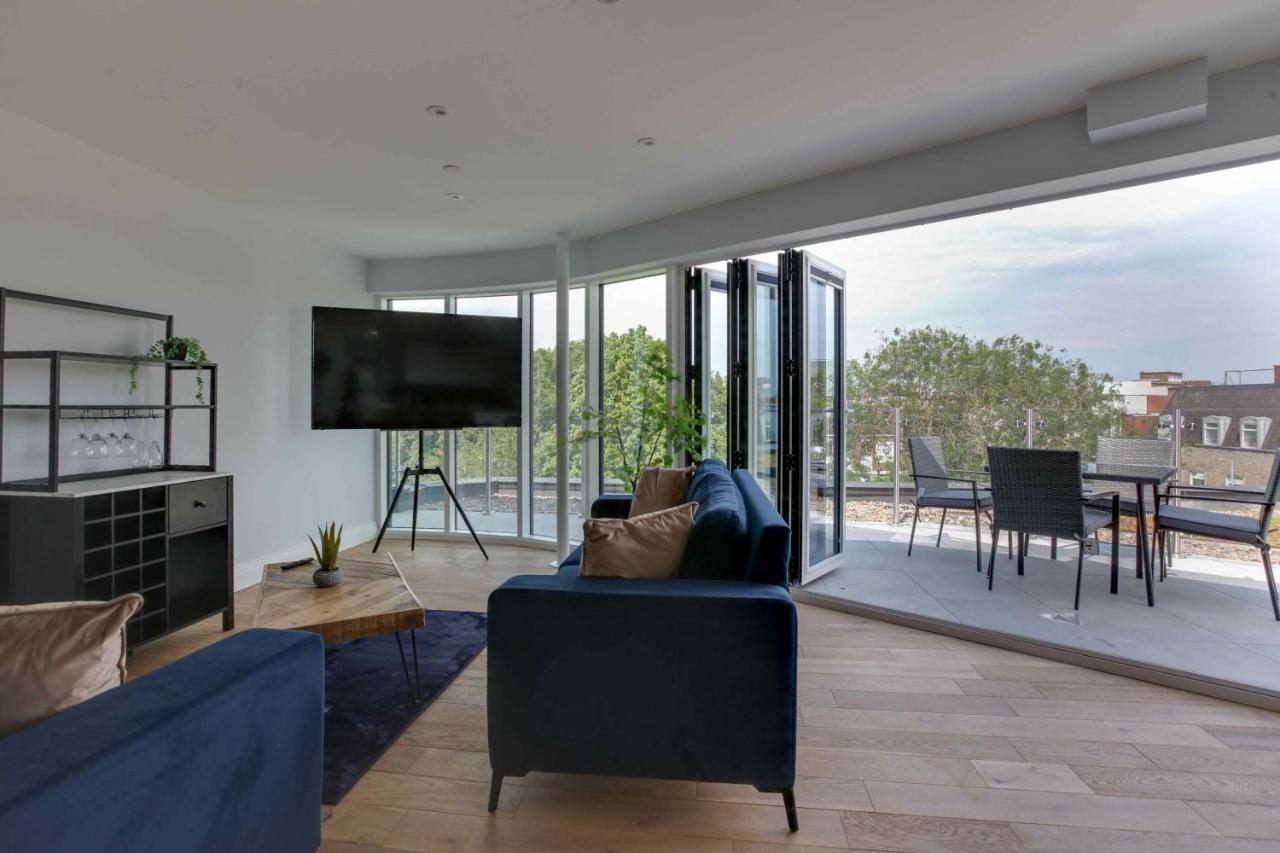 New London Life Executive Apartments Chelmsford Bagian luar foto