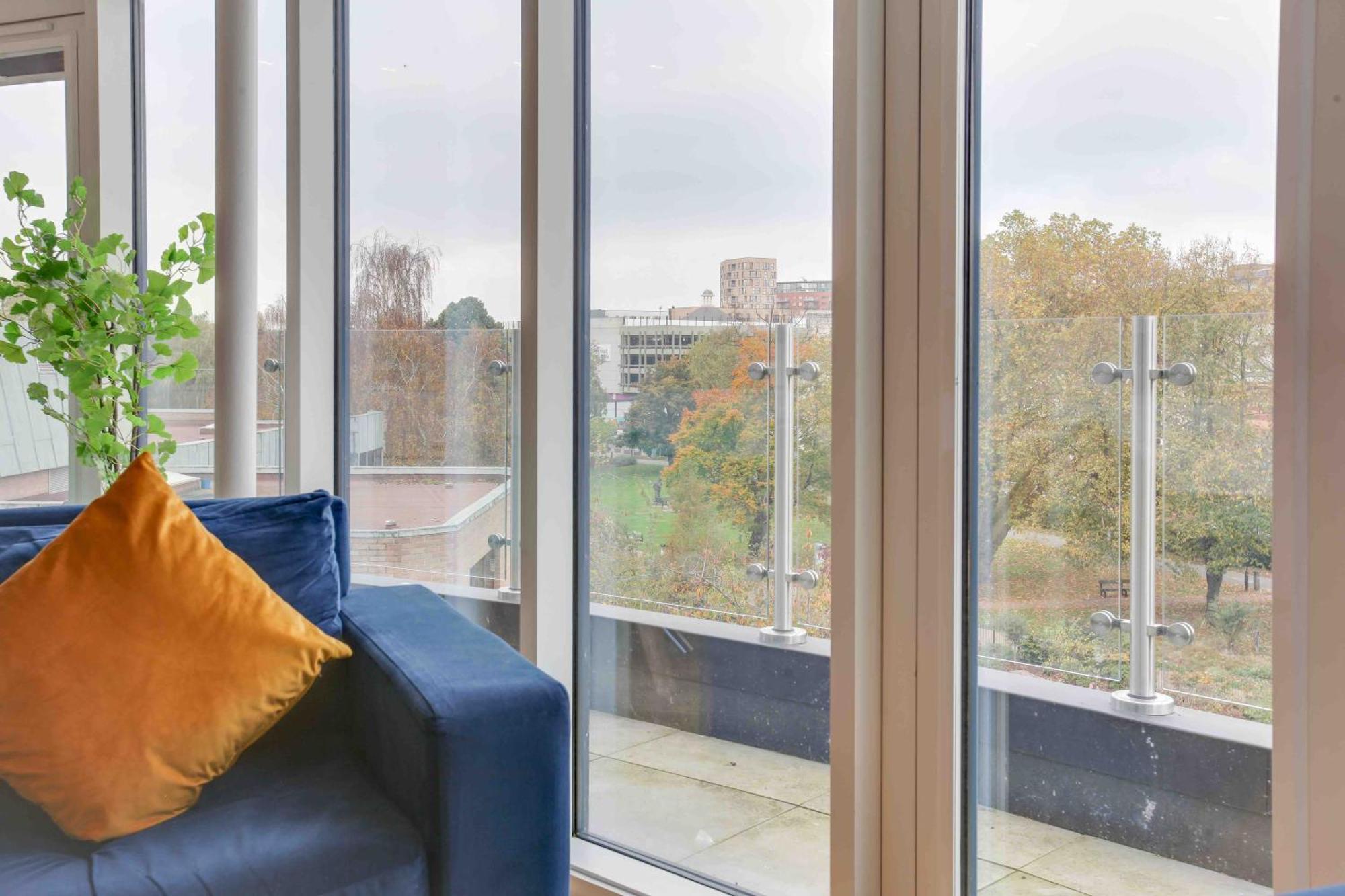 New London Life Executive Apartments Chelmsford Bagian luar foto